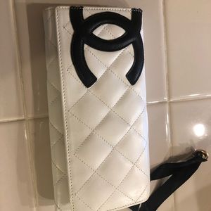 Chanel Wallet (Ivory/White, with Black logo)